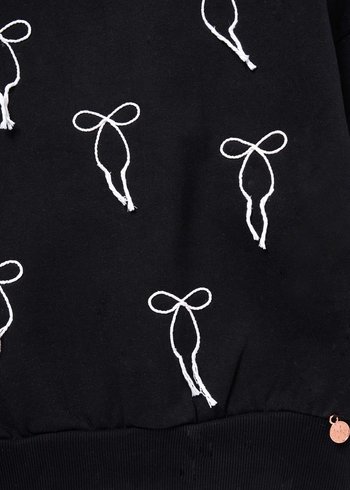 round neck girl embroidered bow sweat black